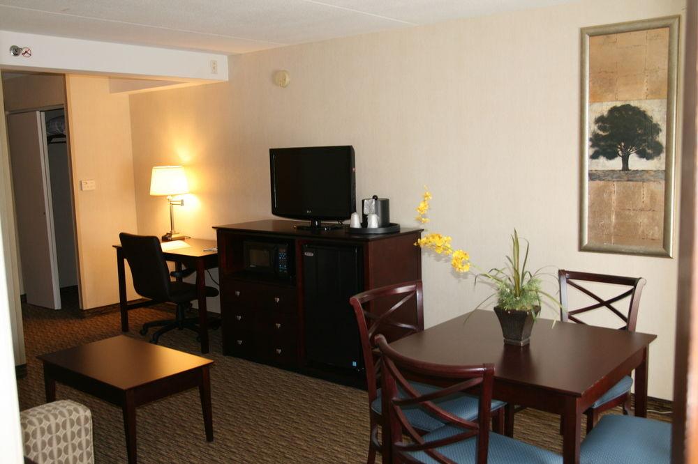 Fairfield Inn & Suites Springfield Enfield Exteriér fotografie
